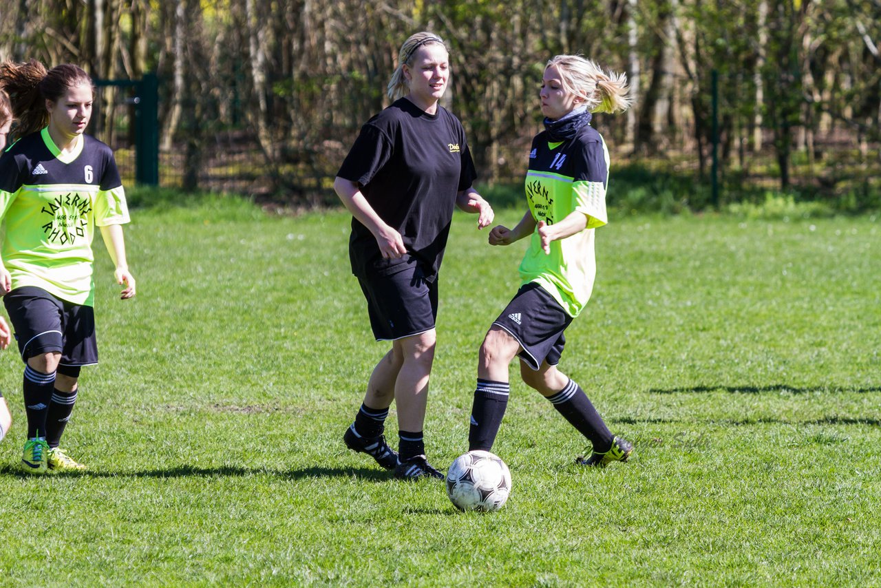 Bild 62 - Frauen SV Frisia 03 Risum Lindholm - Heider SV : Ergebnis: 8:0